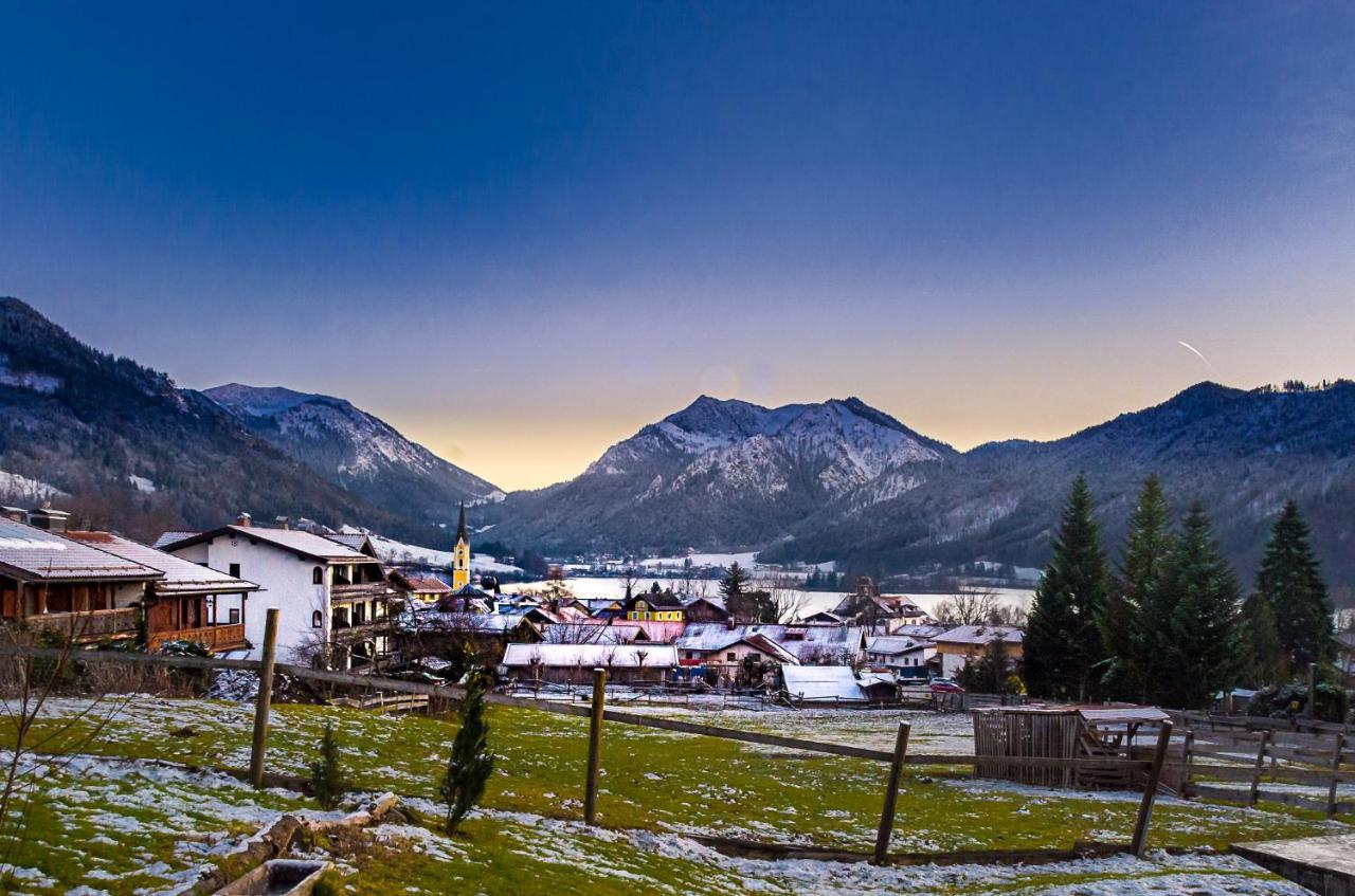 שליירסי Ruhige Chalets Mit Seeblick In Zentraler Lage מראה חיצוני תמונה